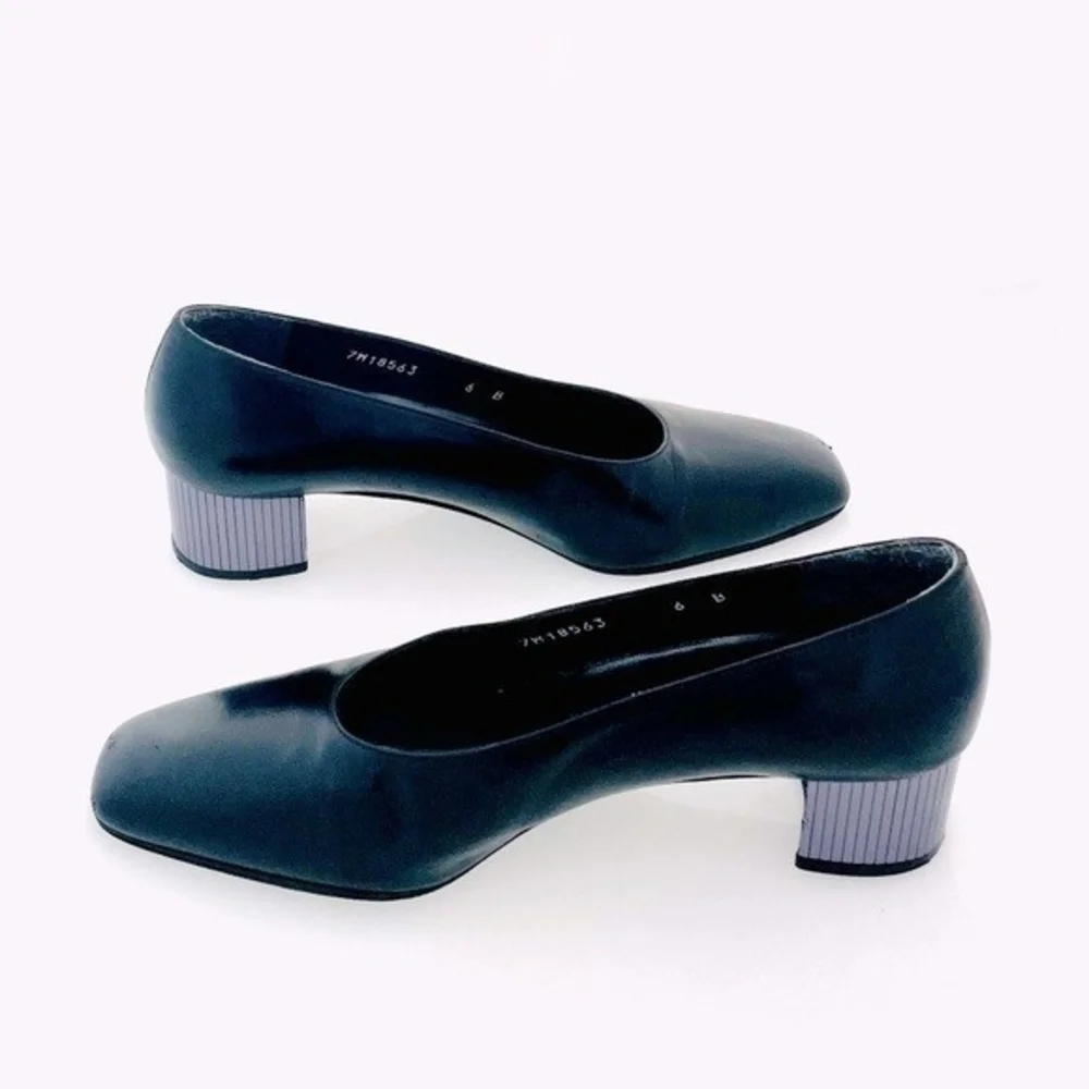 Stuart Weitzman stuart weitzman